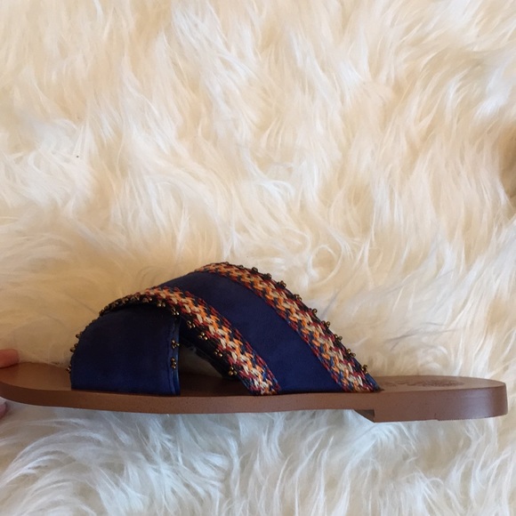 Vince Camuto Averal suede slides - Picture 5 of 5